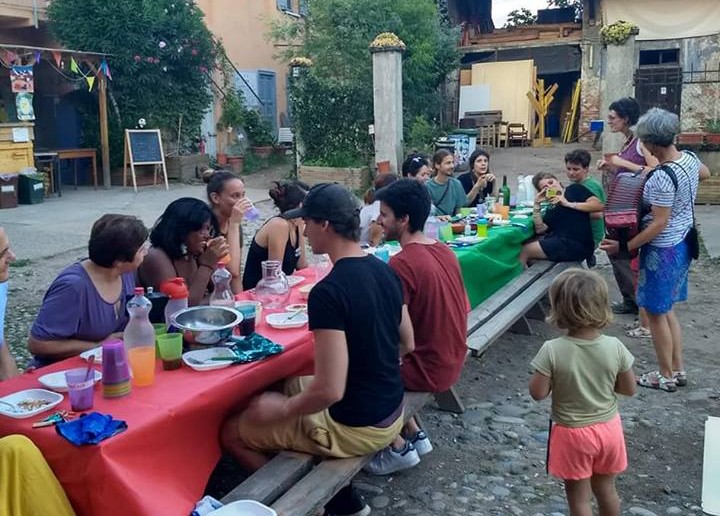 Campo nonviolento per famiglie foto